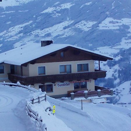 Haus Sonnleiten Hotel Hippach Exterior photo